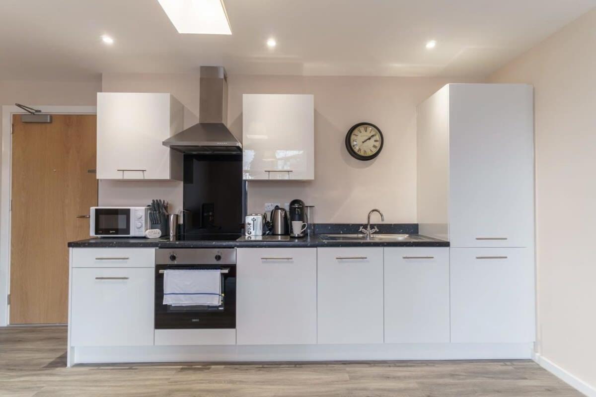 Bright 2 Bed Apartment Manchester - Sleeps 4 Exterior foto